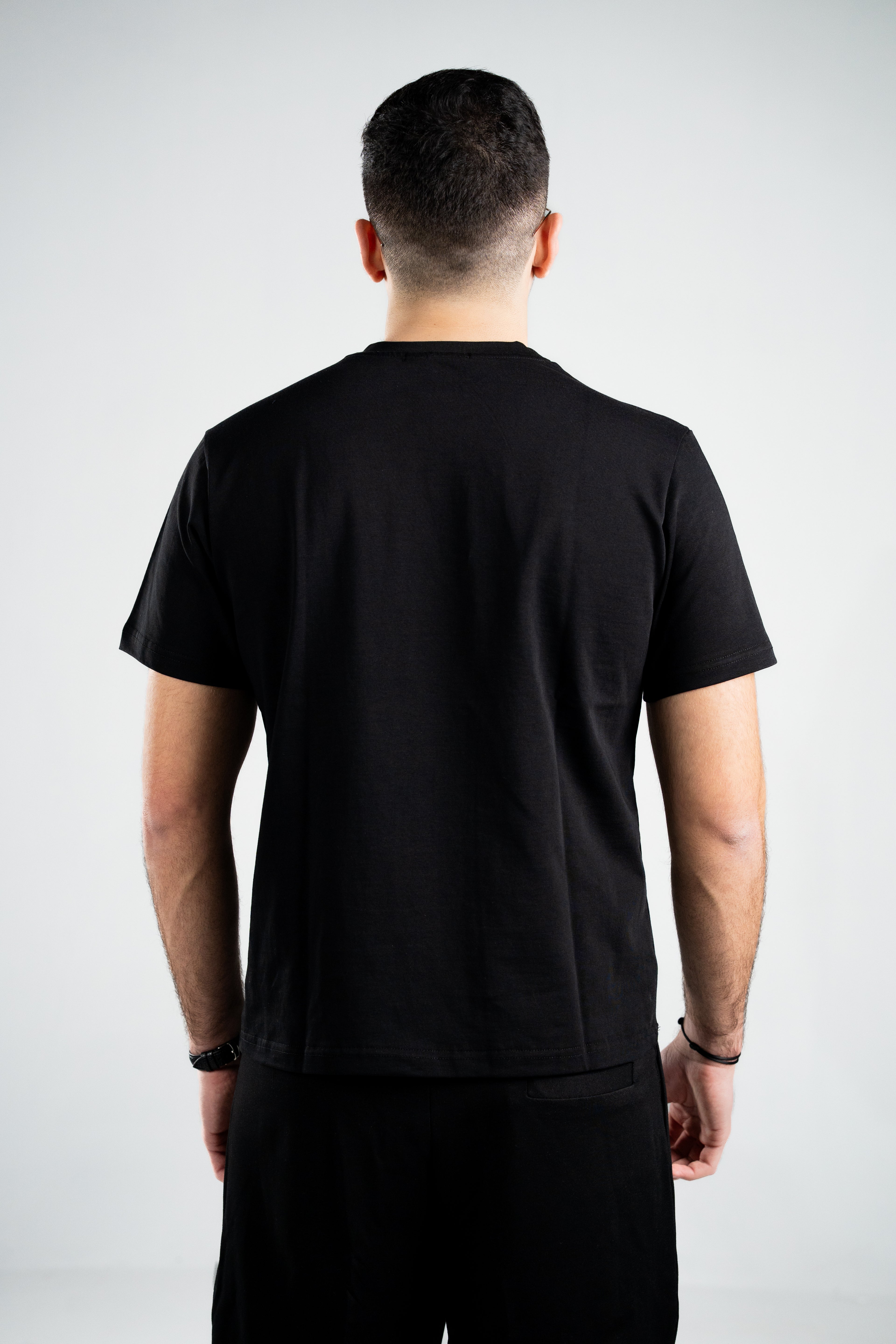 Maison Noir — Semi-cropped Black Tee