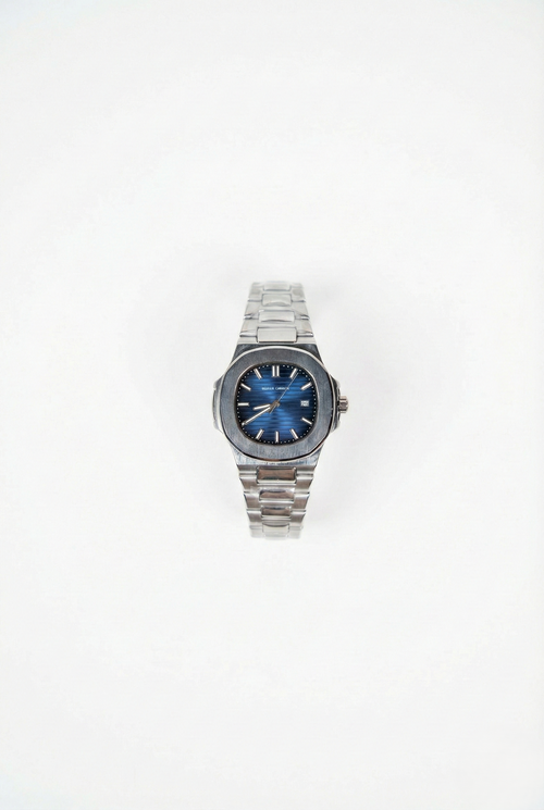 Maison Noir — Crown Oak Watch